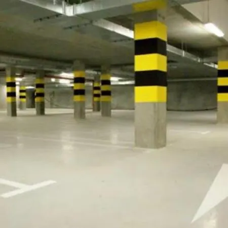 Space In Centrum Apartman *